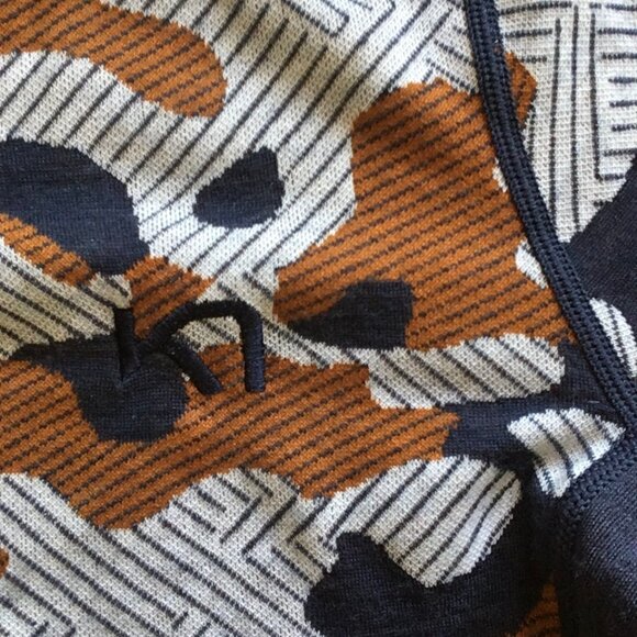 *Never worn* Kari Traa Kongle Long Sleeve Base Layer Size XS (chunky camouflage) - Picture 3 of 7